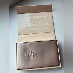 NEW! Slip Pure Silk Queen Pillowcase w Zipper - Caramel